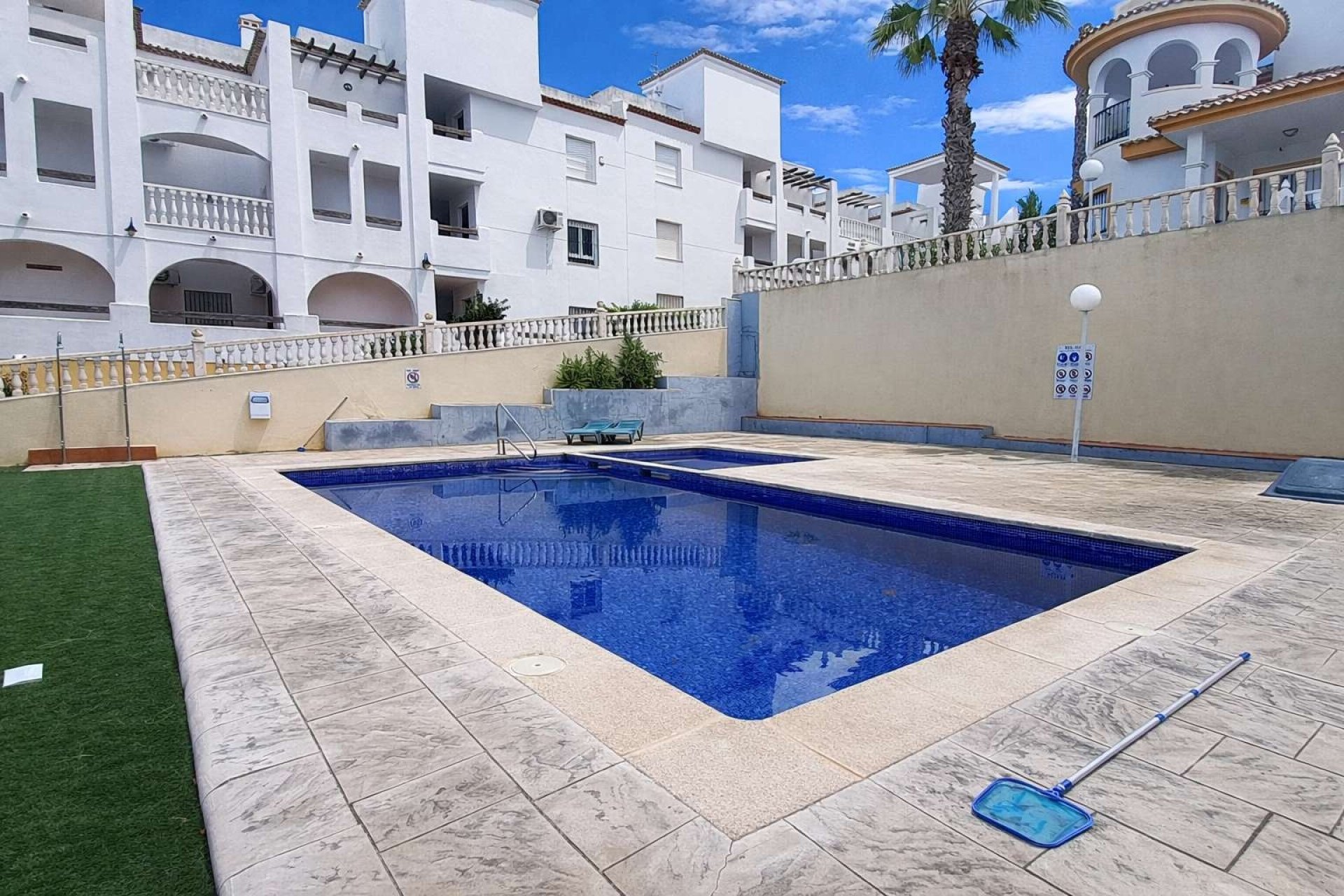 Herverkoop - Apartment -
Villamartin - Costa Blanca