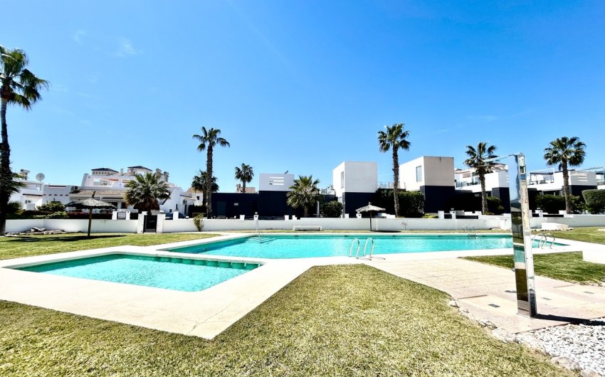 Herverkoop - Apartment -
Villamartin - Costa Blanca