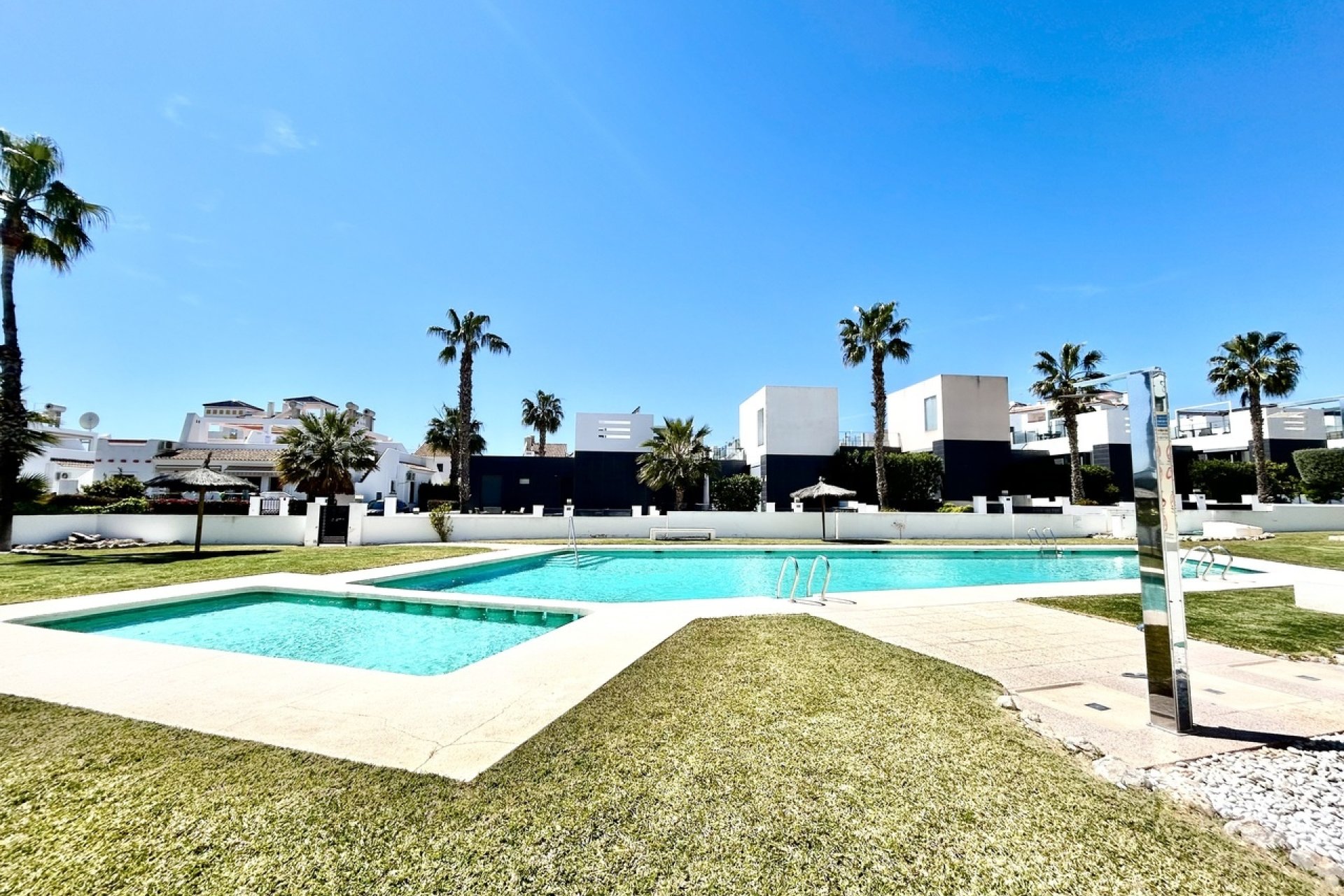 Herverkoop - Apartment -
Villamartin - Costa Blanca