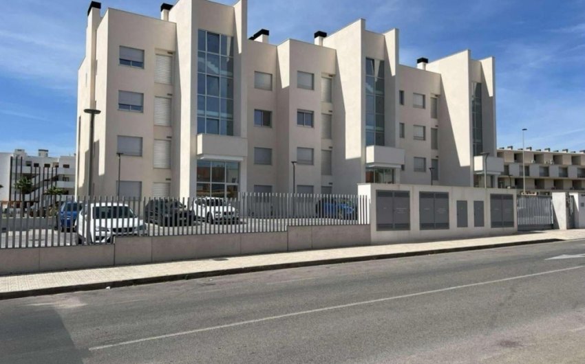 Herverkoop - Apartment -
Villamartin - Costa Blanca