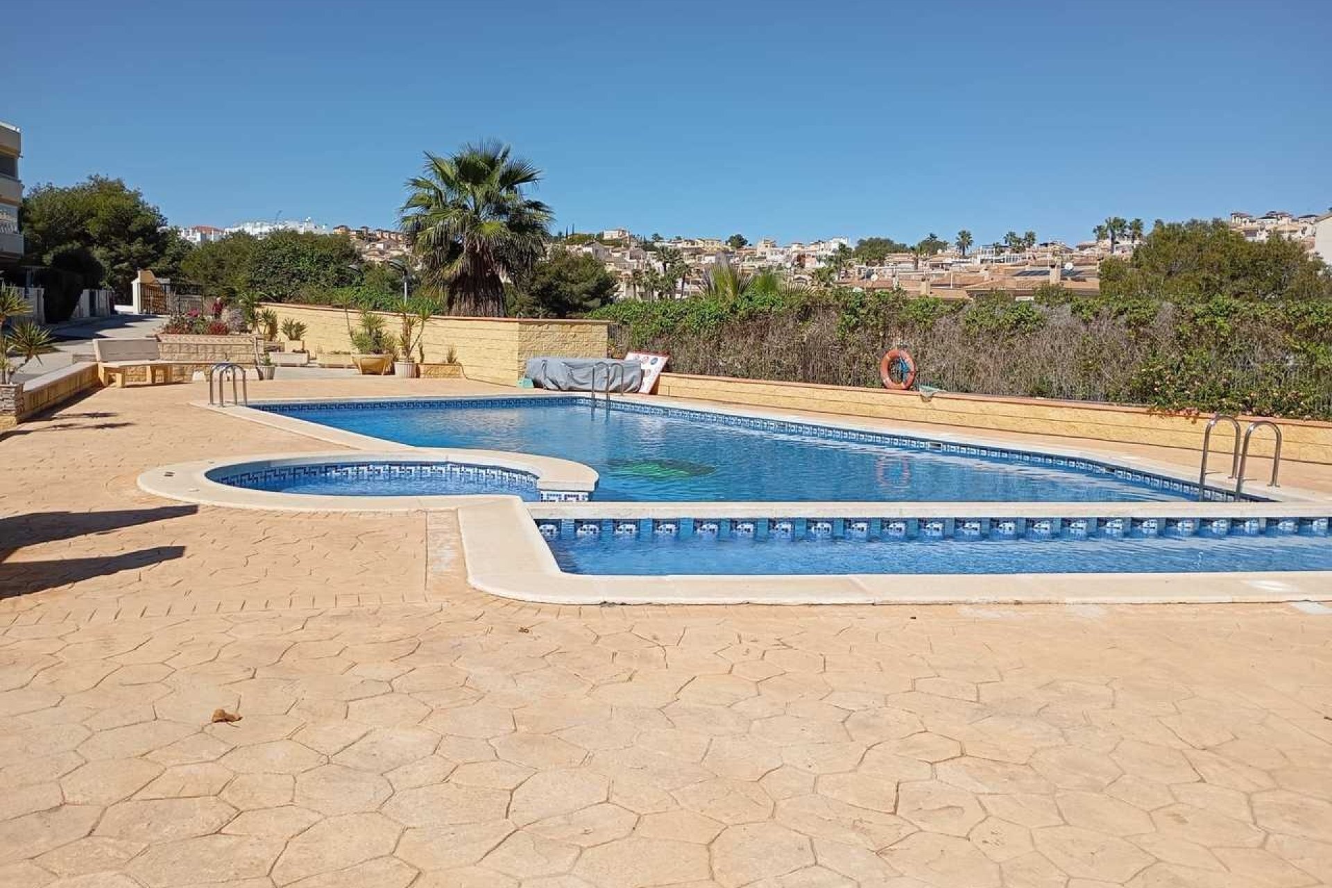 Herverkoop - Apartment -
Villamartin - Costa Blanca