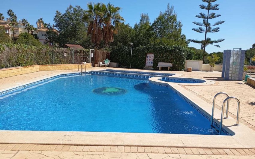 Herverkoop - Apartment -
Villamartin - Costa Blanca