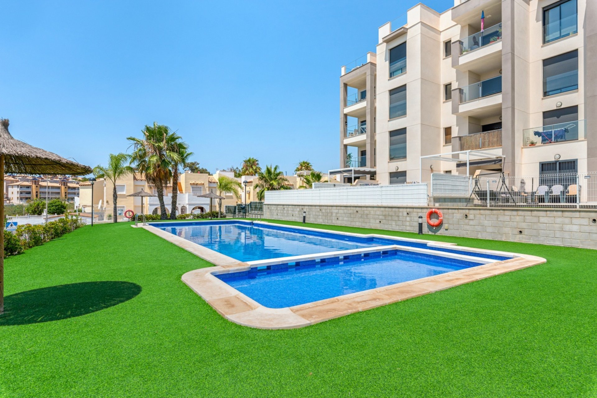 Herverkoop - Apartment -
Villamartin - Costa Blanca