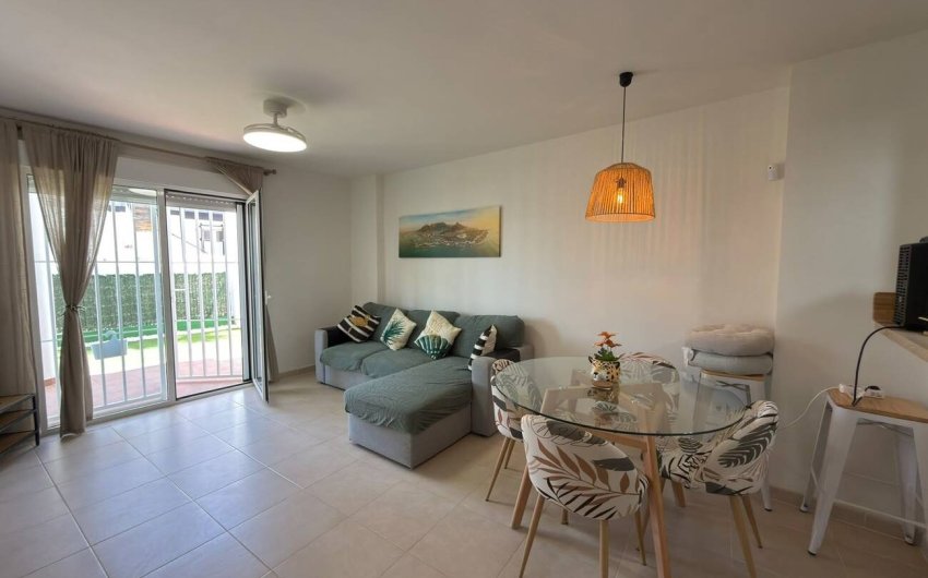 Herverkoop - Apartment -
Villamartin - La Fuente