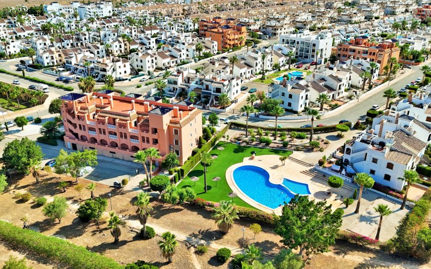 Herverkoop - Apartment -
Villamartín - PAU 8