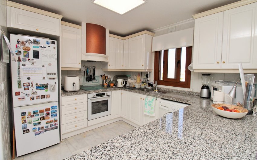 Herverkoop - Apartment -
Villamartín - PAU 8