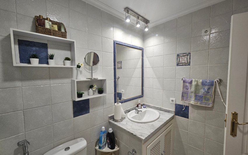 Herverkoop - Apartment -
Villamartín - PAU 8