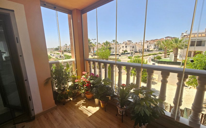 Herverkoop - Apartment -
Villamartín - PAU 8