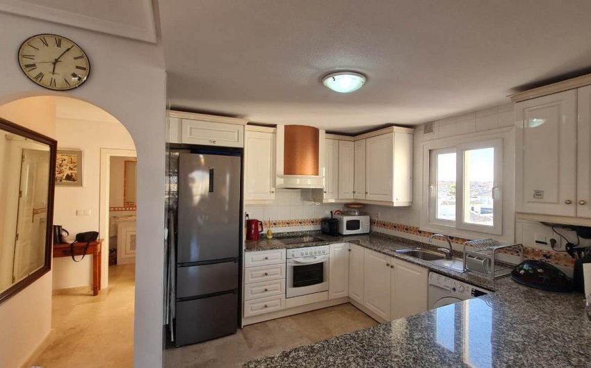 Herverkoop - Apartment -
Villamartín - PAU 8