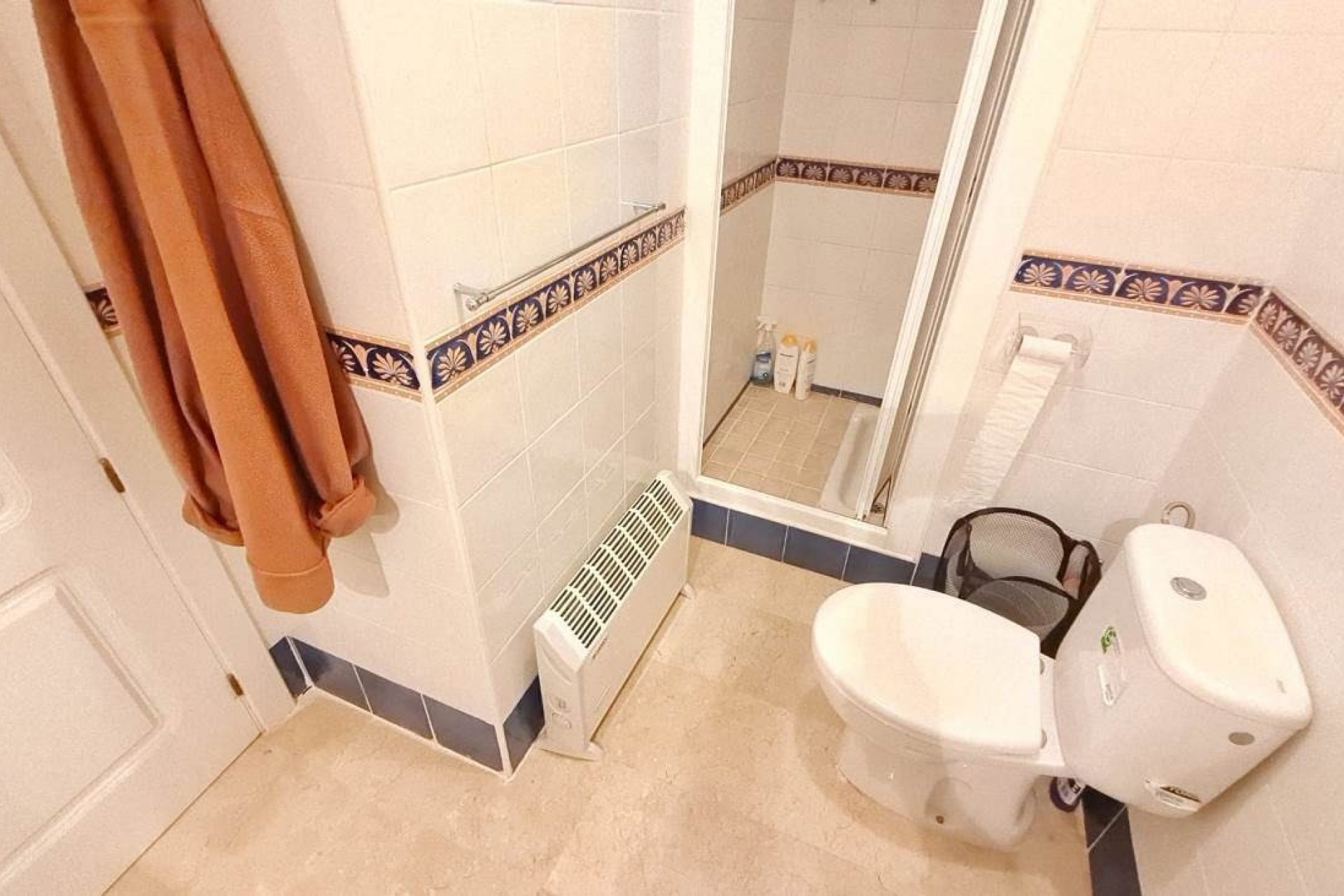 Herverkoop - Apartment -
Villamartín - PAU 8