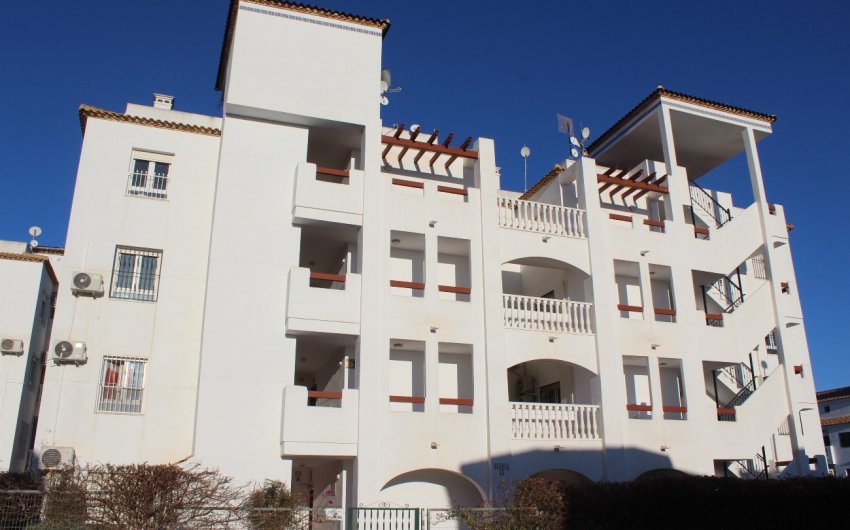 Herverkoop - Apartment -
Villamartín - PAU 8
