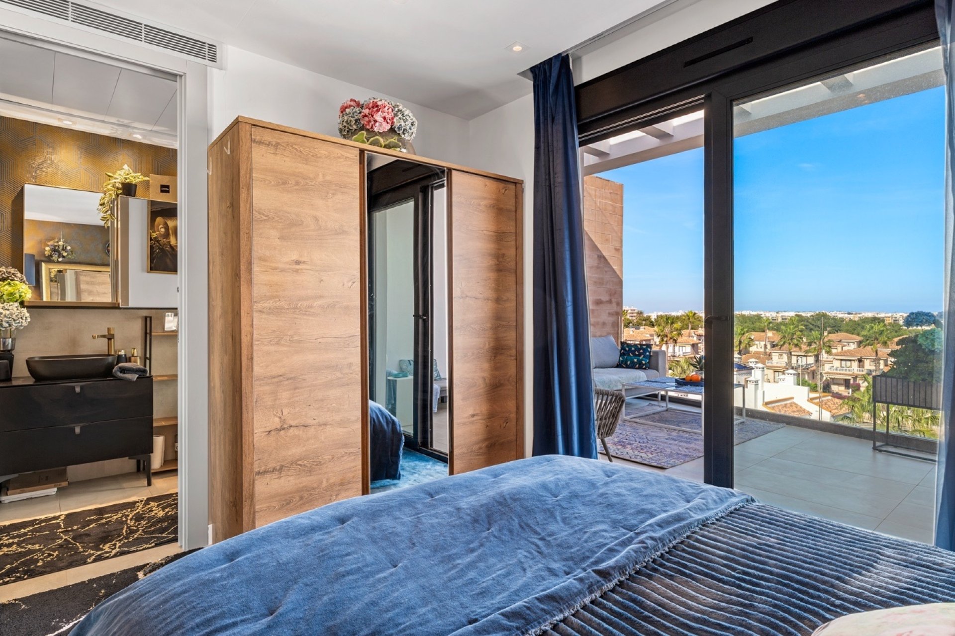 Herverkoop - Apartment -
Villamartín