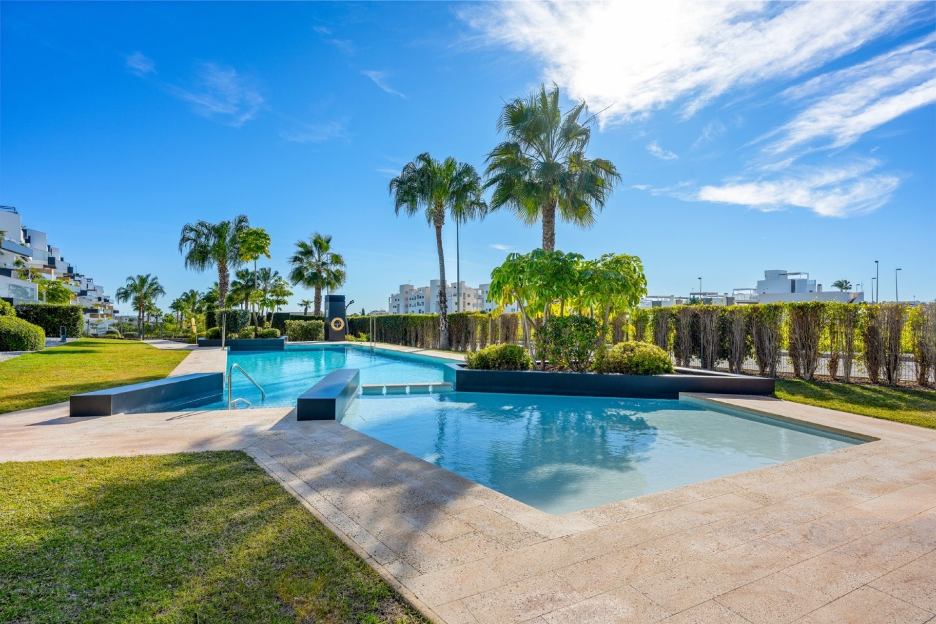 Herverkoop - Apartment -
Villamartín