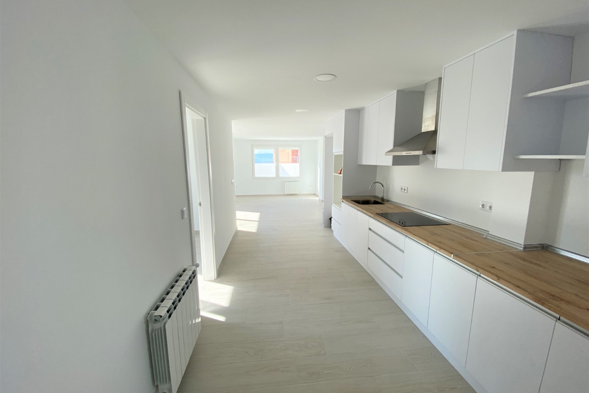 Herverkoop - Apartment -
Villena