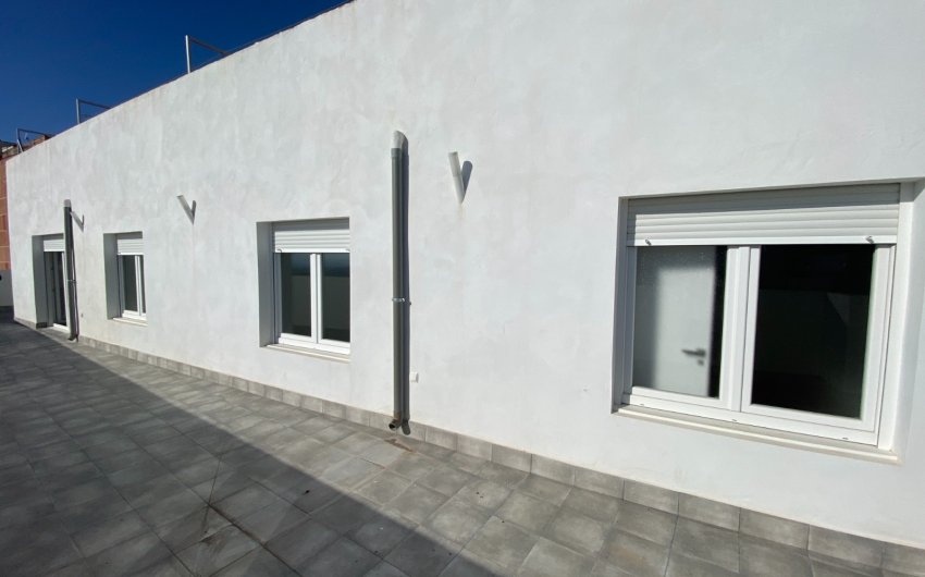 Herverkoop - Apartment -
Villena