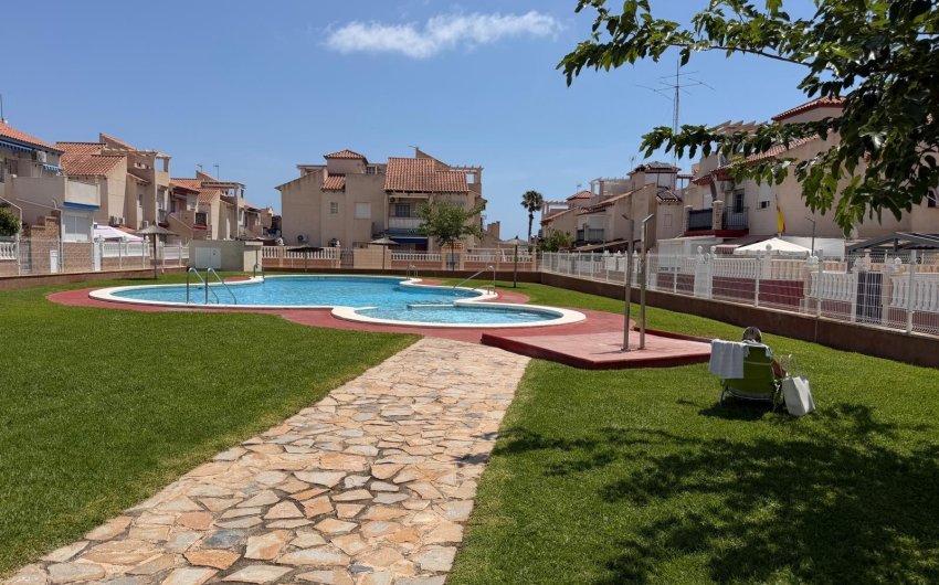 Herverkoop - Bungalow -
Orihuela Costa - Costa Blanca