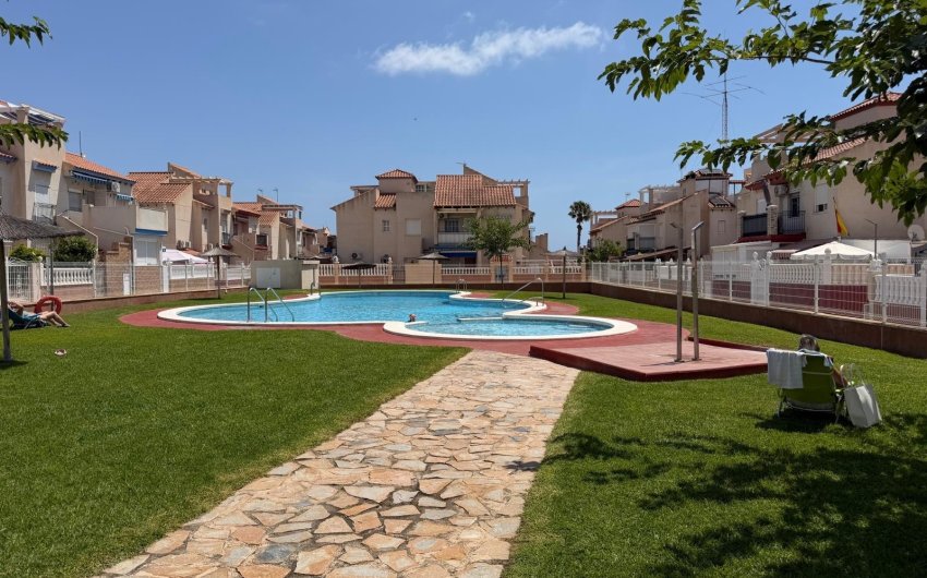 Herverkoop - Bungalow -
Orihuela Costa - Costa Blanca