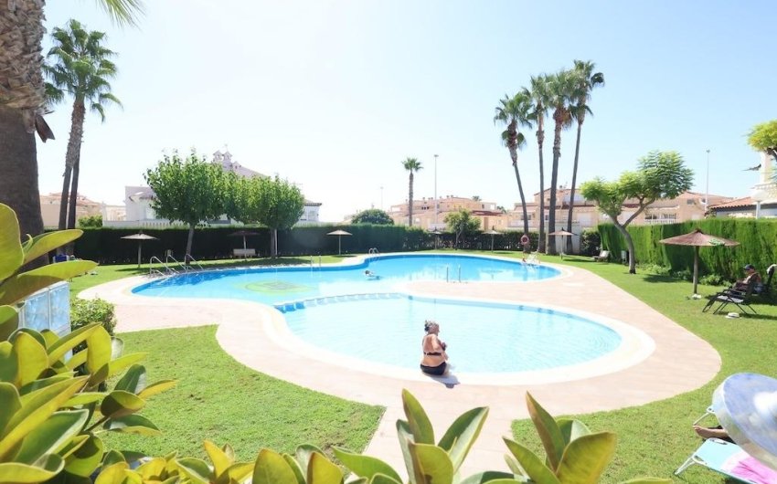Herverkoop - Bungalow -
Orihuela Costa - Costa Blanca