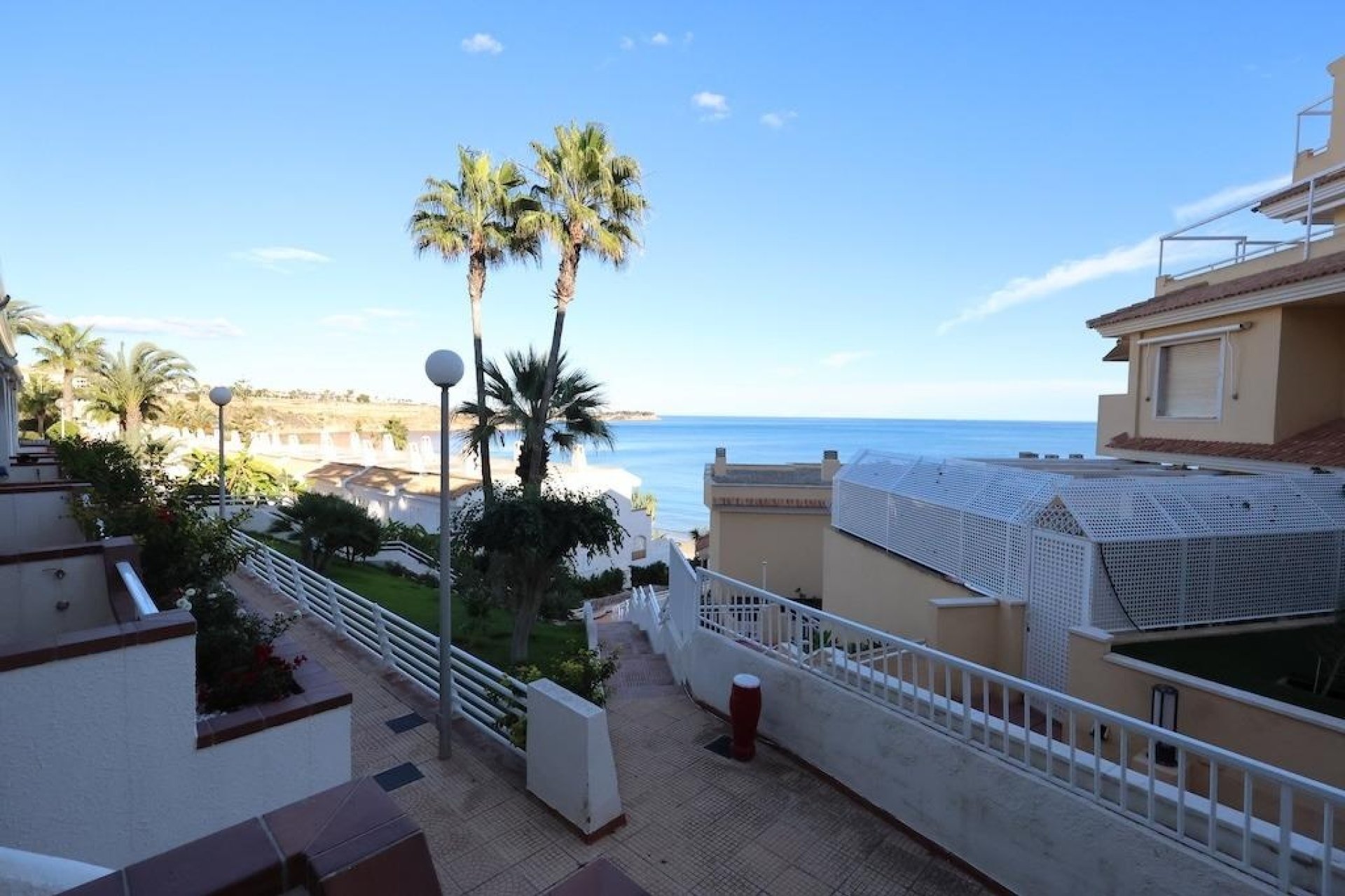 Herverkoop - Bungalow -
Orihuela Costa - Costa Blanca