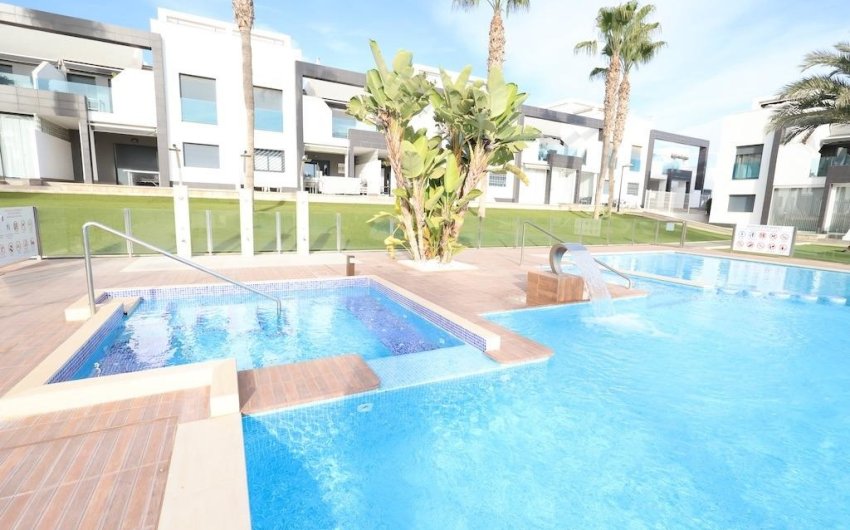 Herverkoop - Bungalow -
Orihuela Costa - Costa Blanca