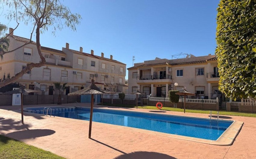 Herverkoop - Bungalow -
Orihuela Costa - Costa Blanca
