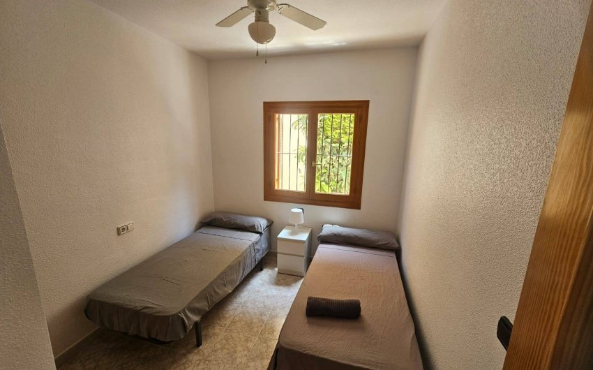 Herverkoop - Bungalow -
Orihuela Costa - La Zenia