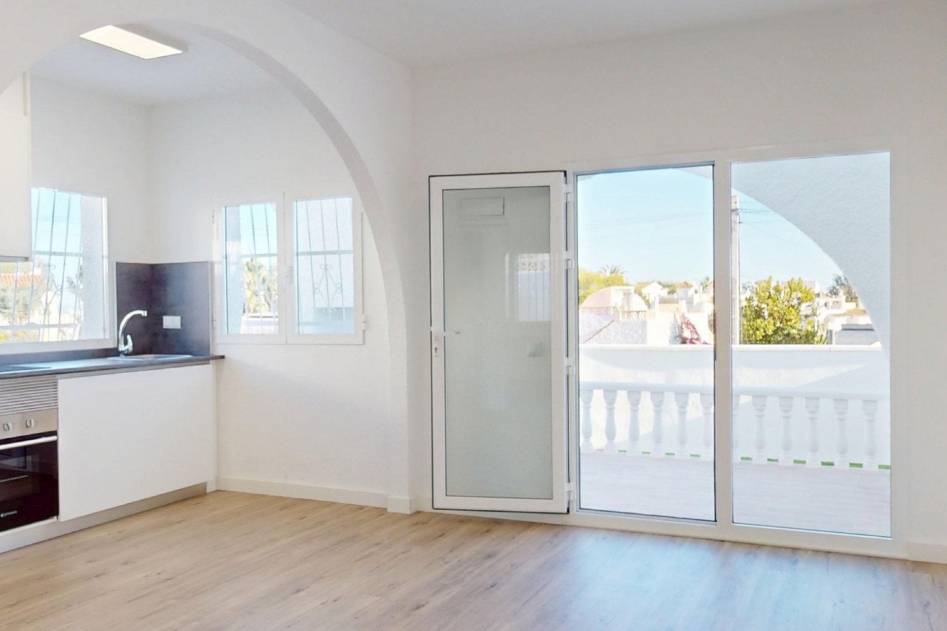 Herverkoop - Bungalow -
Orihuela Costa - Las Filipinas