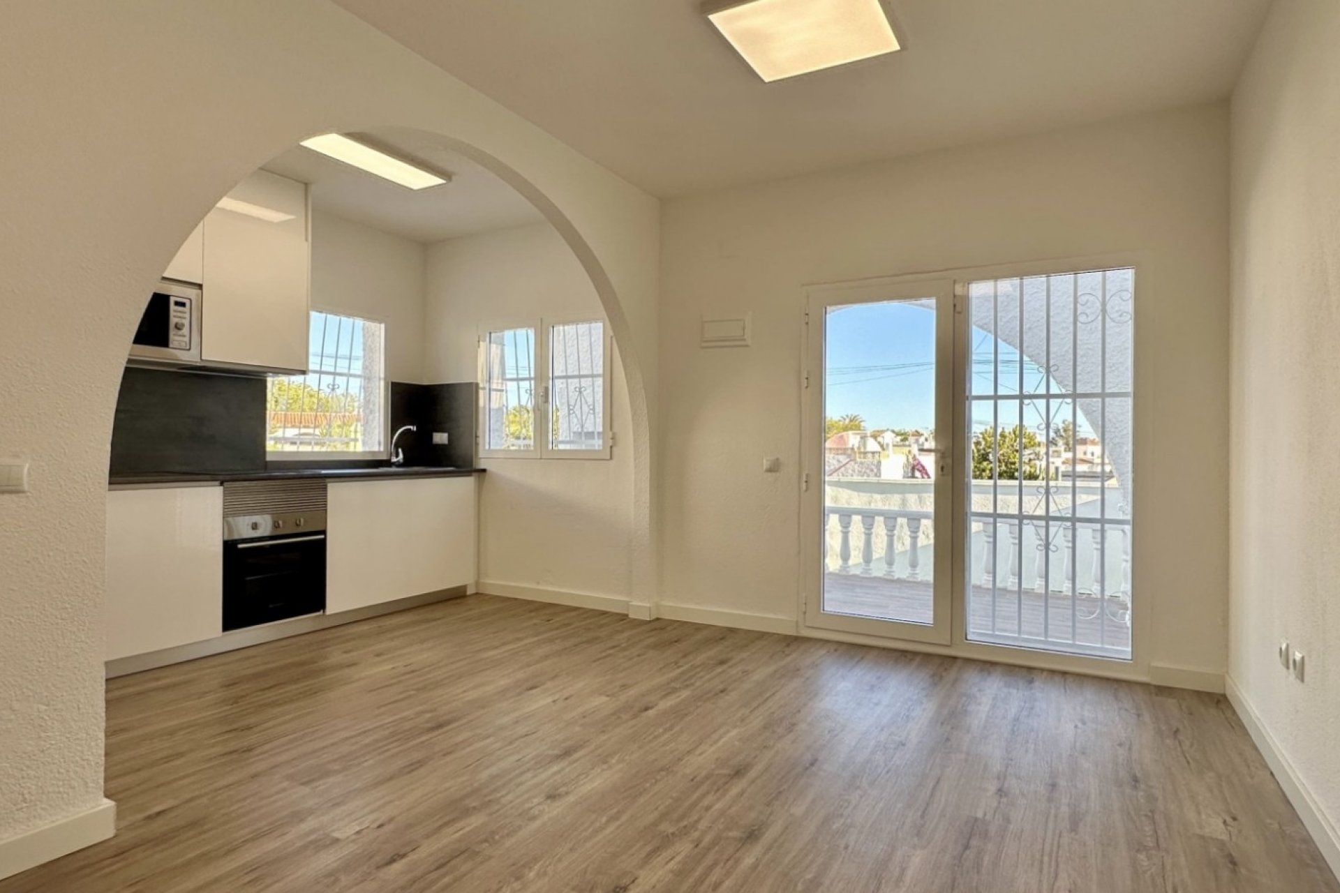 Herverkoop - Bungalow -
Orihuela Costa - Las Filipinas