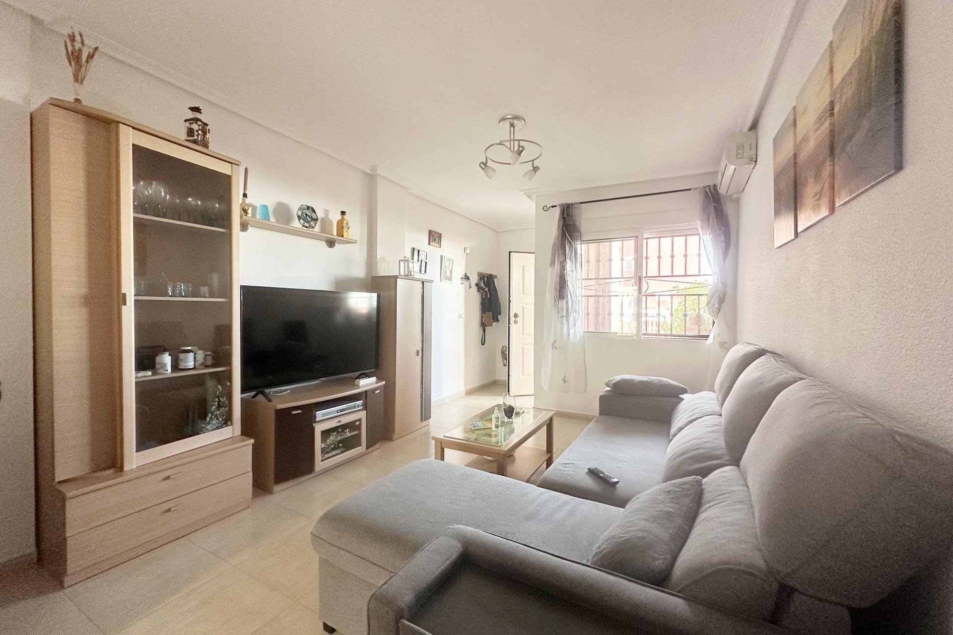 Herverkoop - Bungalow -
Orihuela Costa - Los Altos