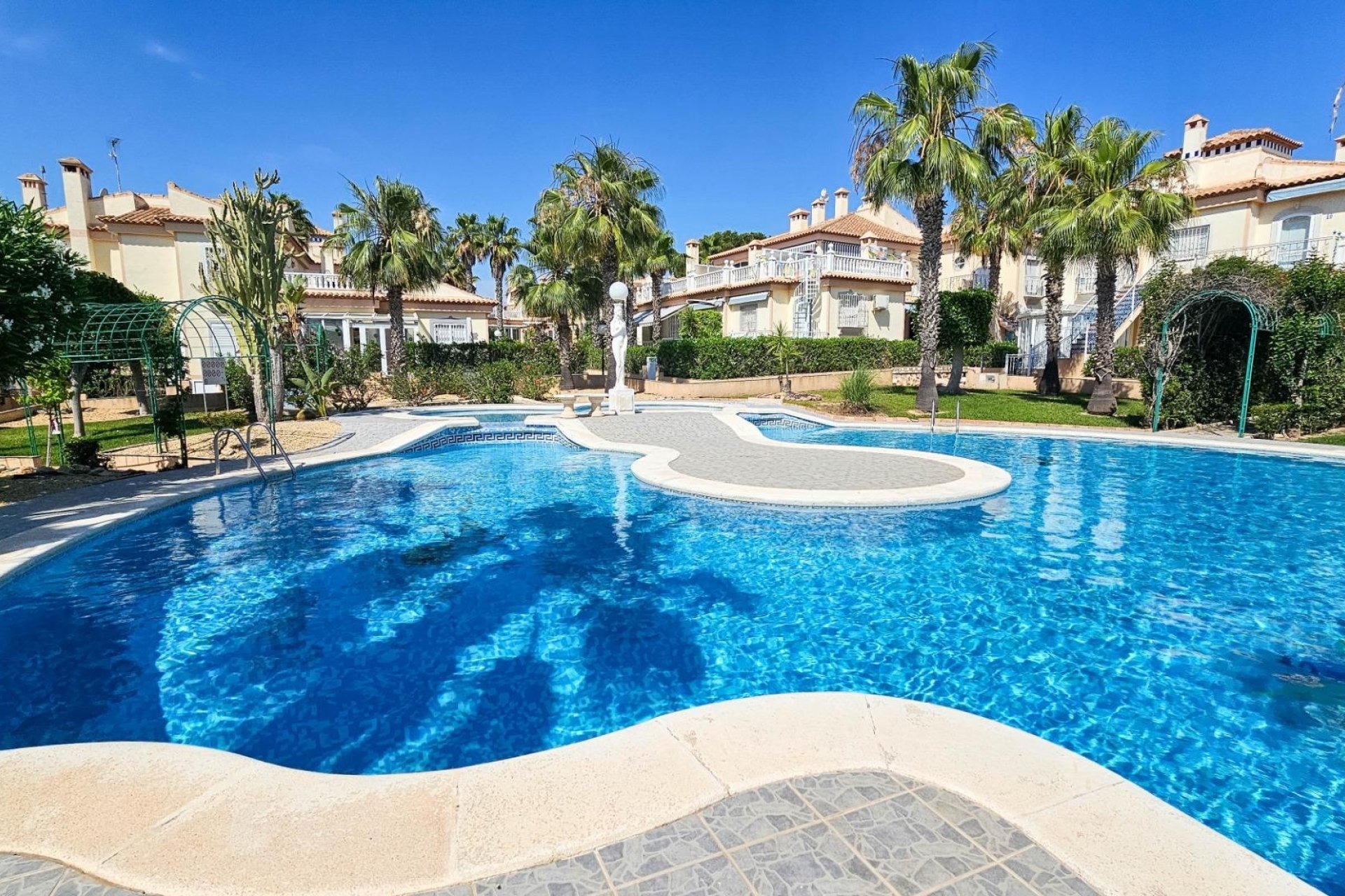 Herverkoop - Bungalow -
Orihuela Costa - Los Altos