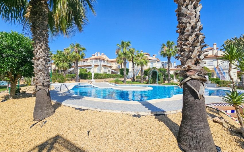 Herverkoop - Bungalow -
Orihuela Costa - Los Altos