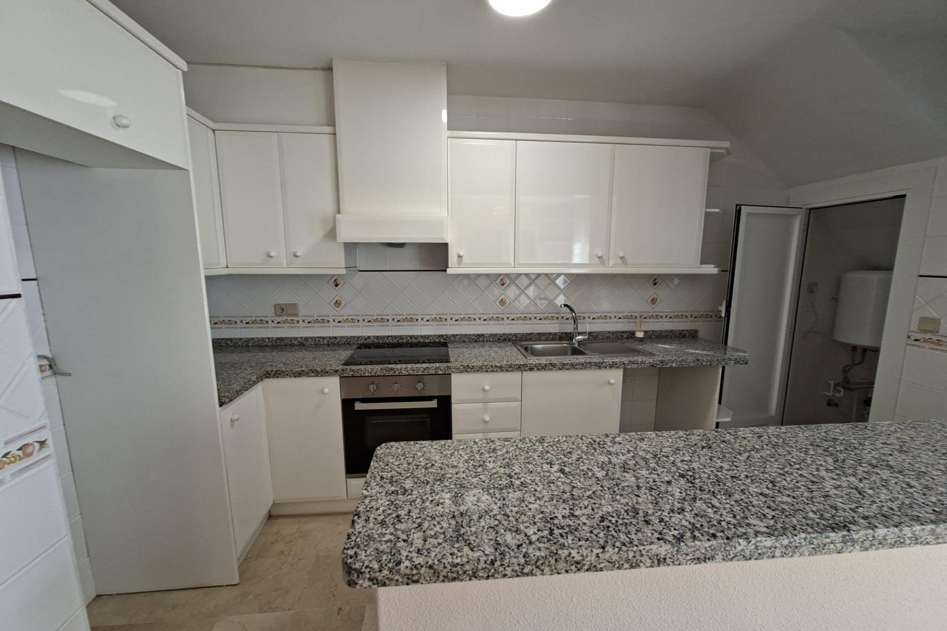 Herverkoop - Bungalow -
Orihuela Costa - Villamartín-las Filipinas