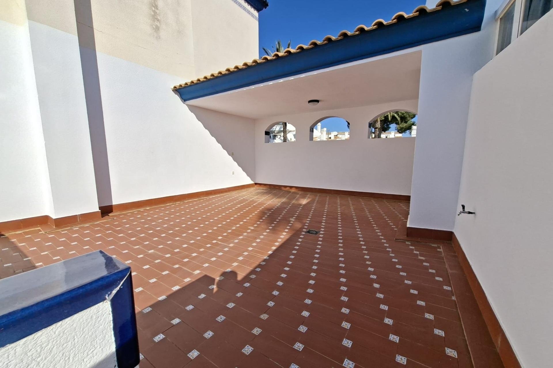 Herverkoop - Bungalow -
Orihuela Costa - Villamartín-las Filipinas