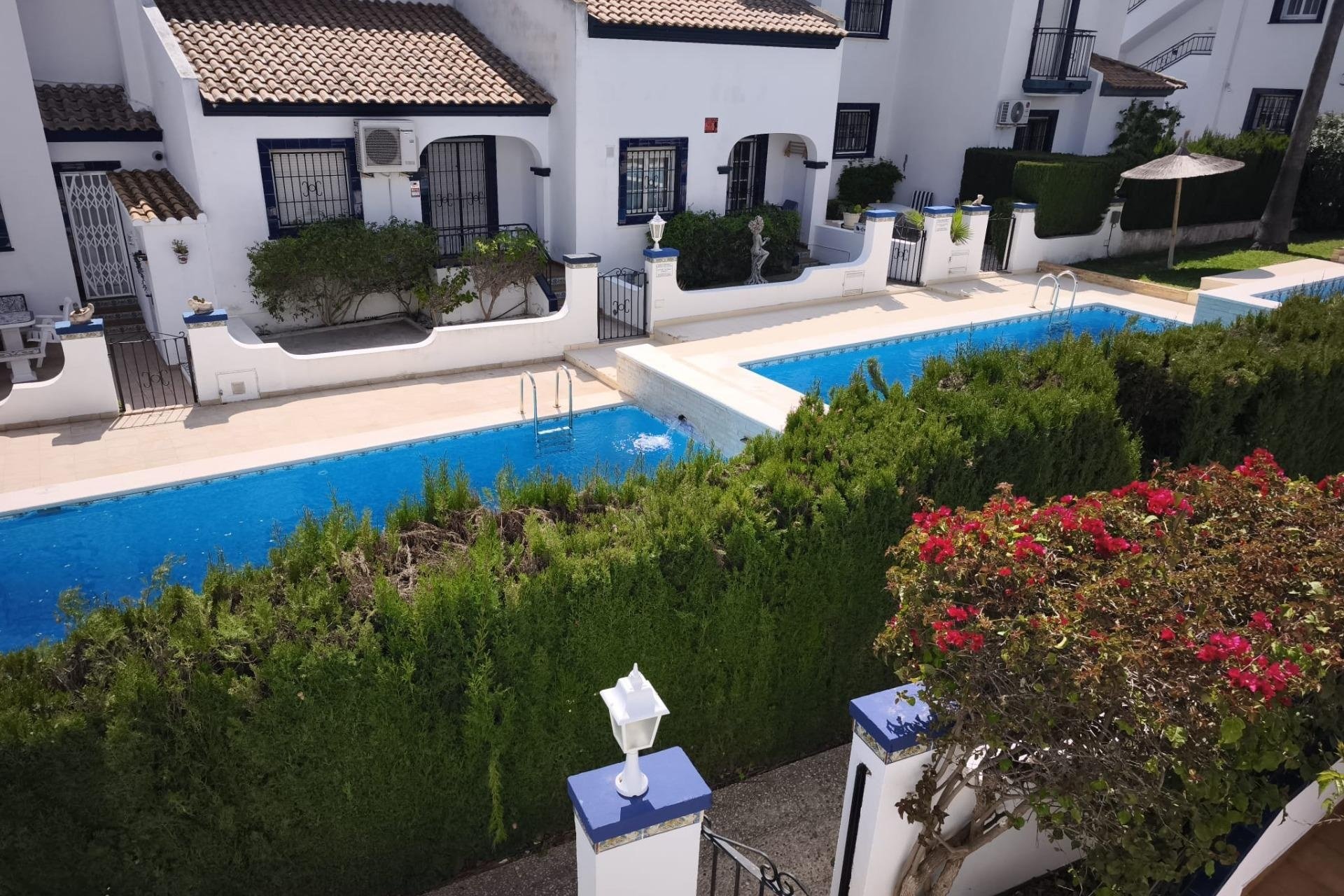 Herverkoop - Bungalow -
Orihuela Costa - Villamartín-las Filipinas