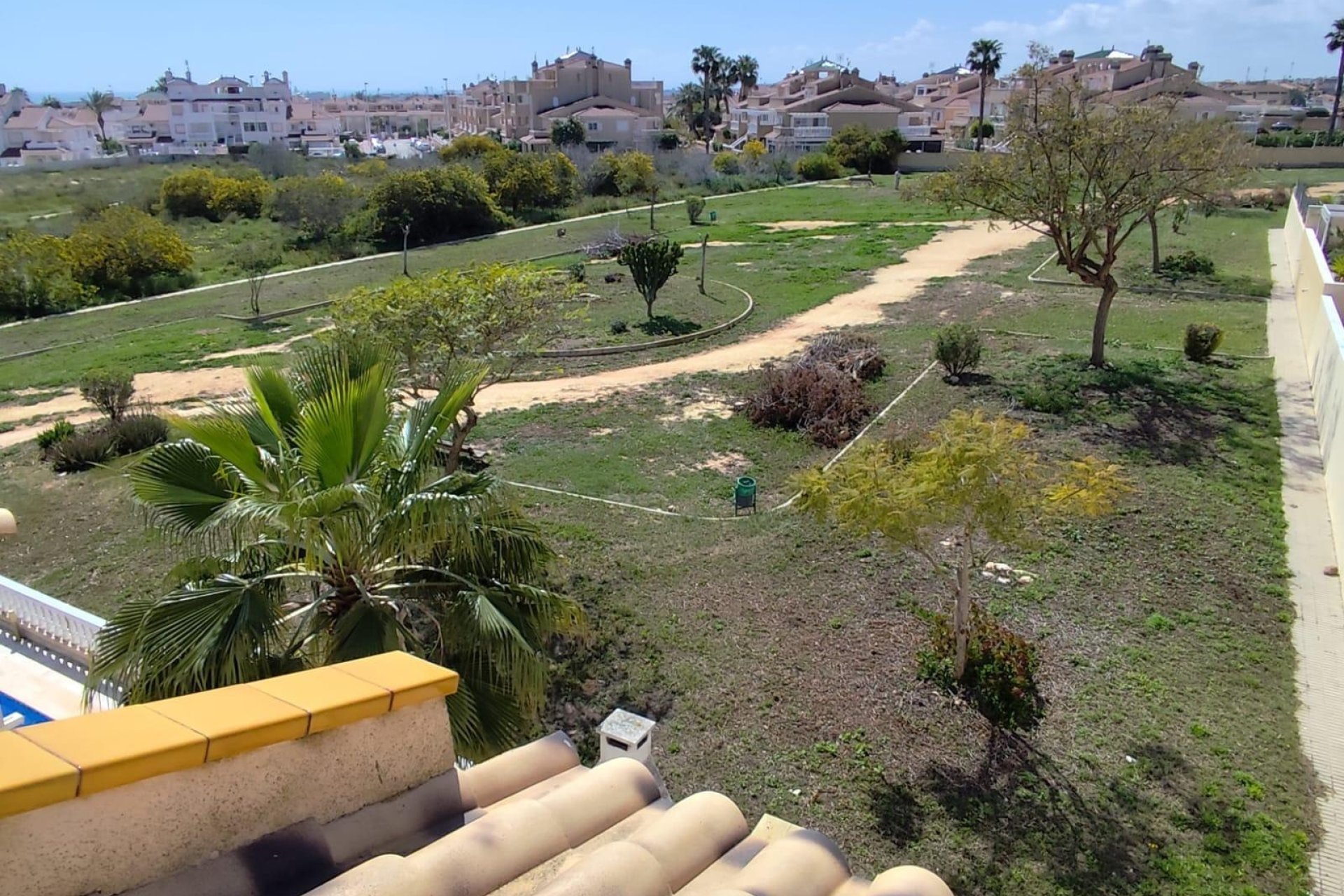 Herverkoop - Bungalow -
Orihuela - Urbanización Perla Del Mar