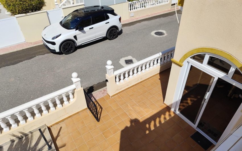 Herverkoop - Bungalow -
Orihuela - Urbanización Perla Del Mar