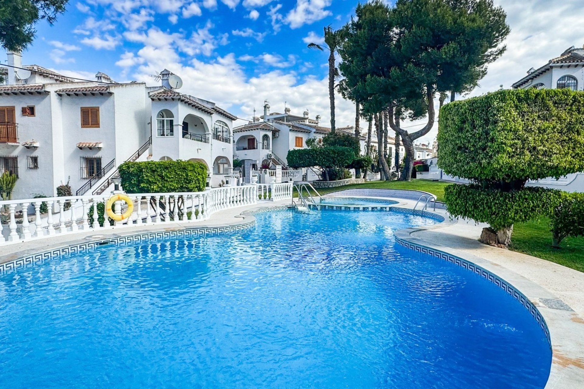 Herverkoop - Bungalow -
Torrevieja - Costa Blanca