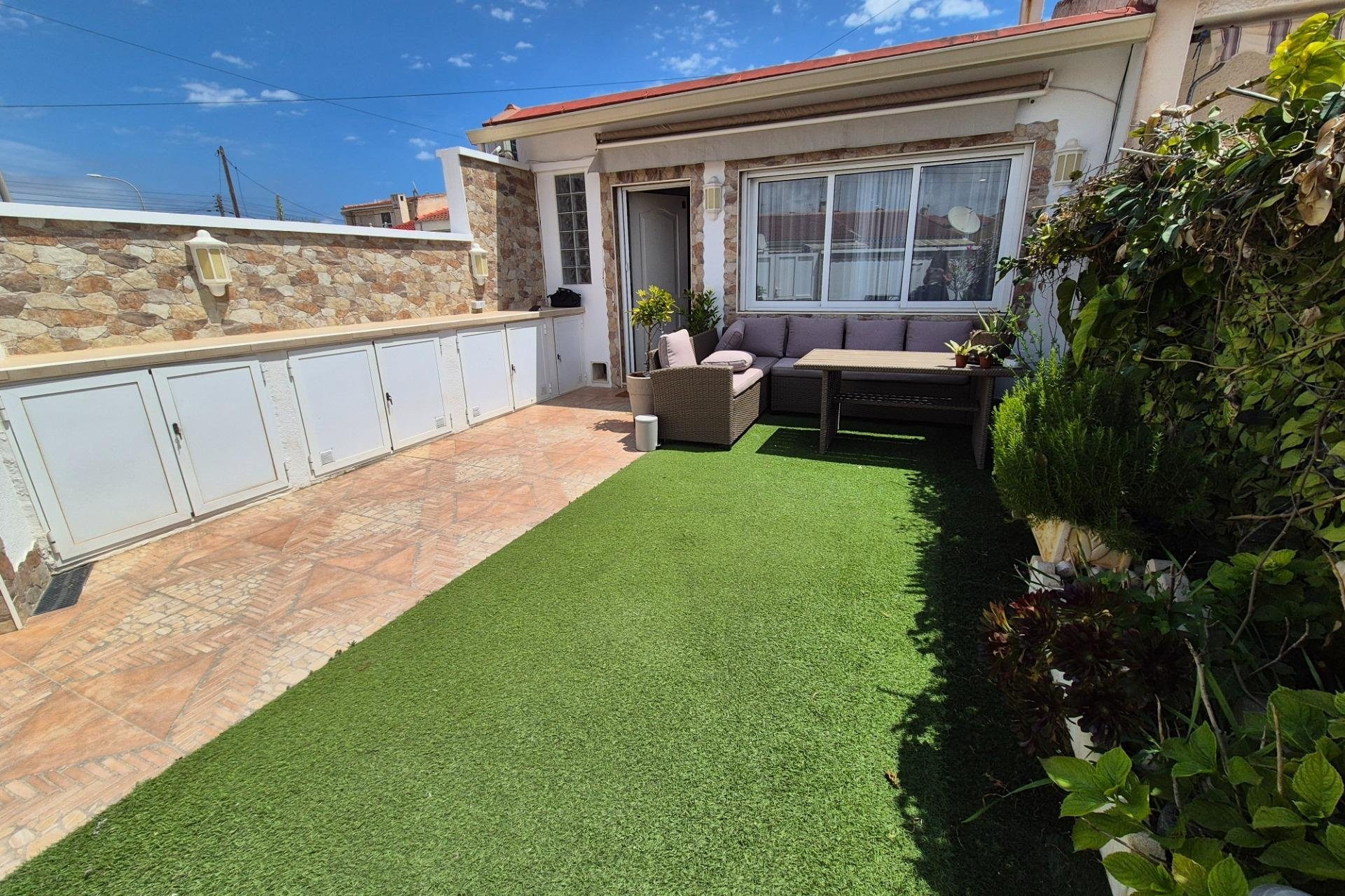 Herverkoop - Bungalow -
Torrevieja - El Limonar