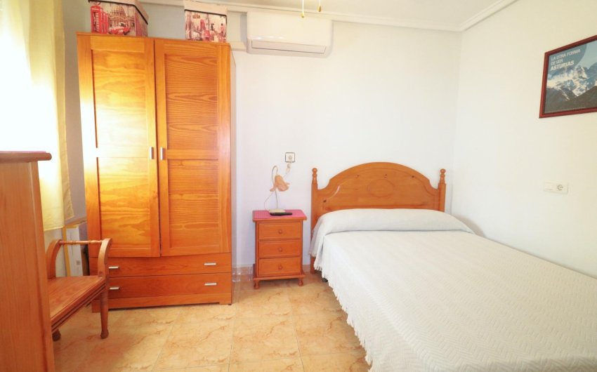 Herverkoop - Bungalow -
Torrevieja - El Limonar
