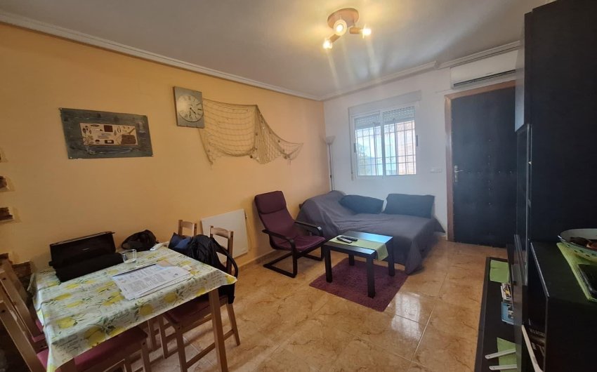 Herverkoop - Bungalow -
Torrevieja - El Limonar