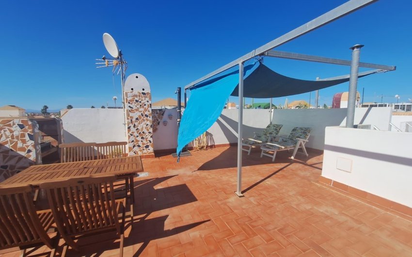 Herverkoop - Bungalow -
Torrevieja - El Limonar