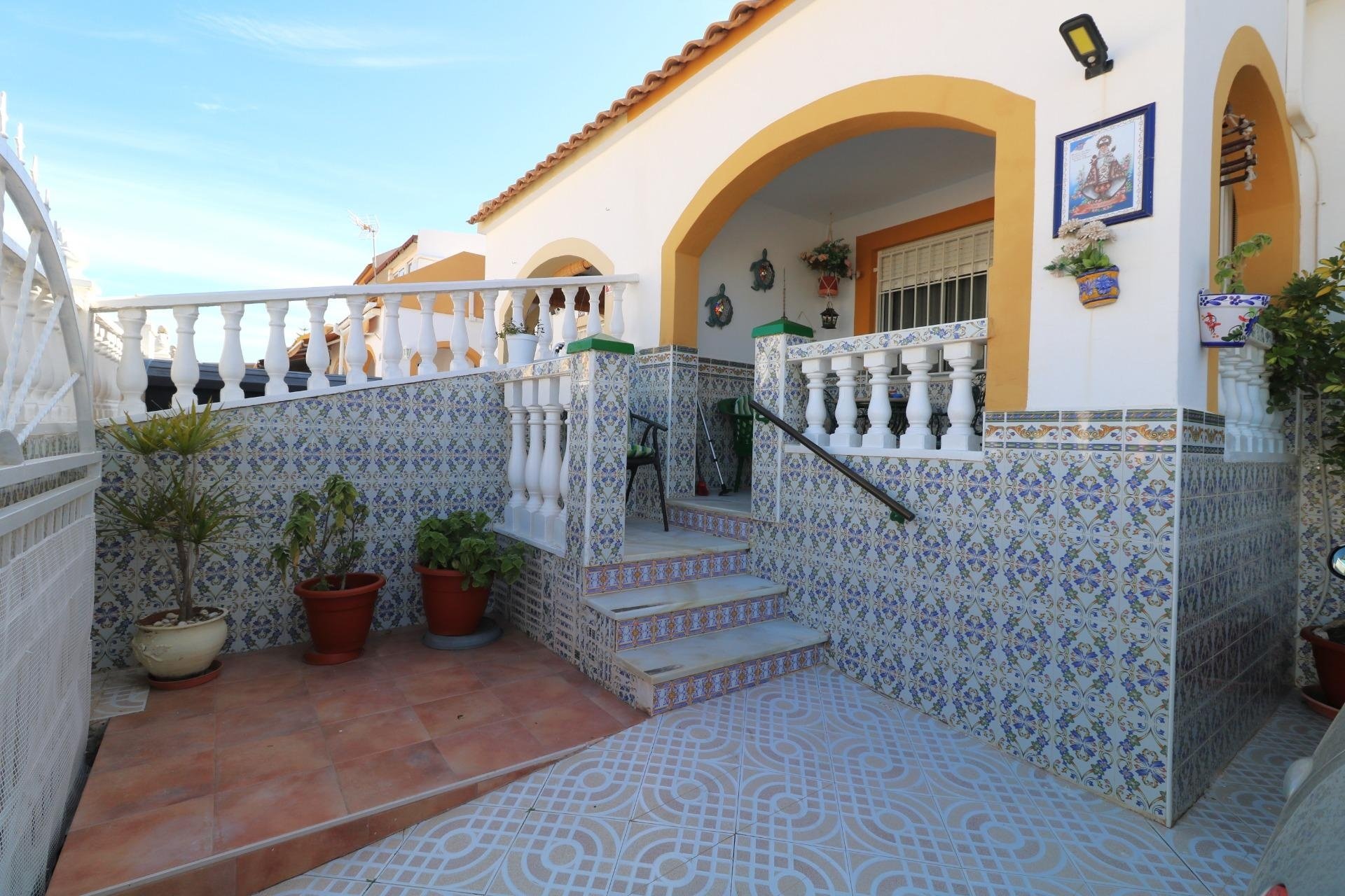 Herverkoop - Bungalow -
Torrevieja - El Limonar