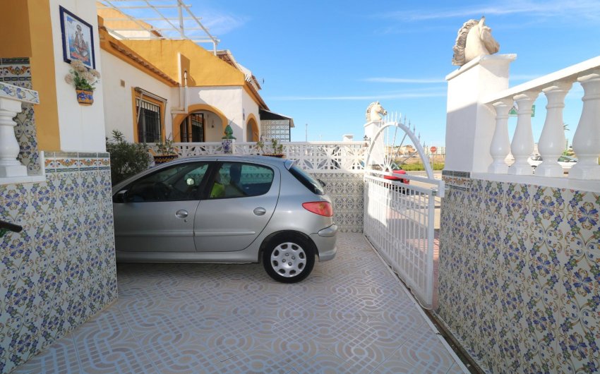 Herverkoop - Bungalow -
Torrevieja - El Limonar