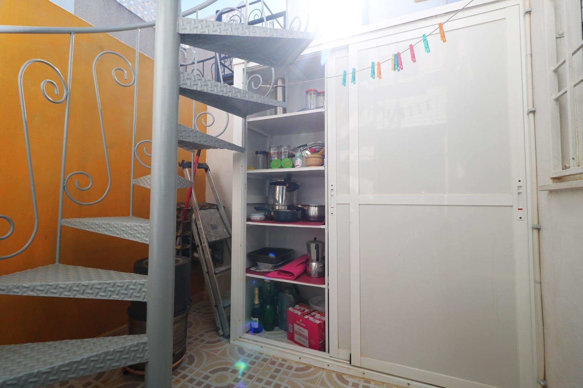 Herverkoop - Bungalow -
Torrevieja - El Limonar