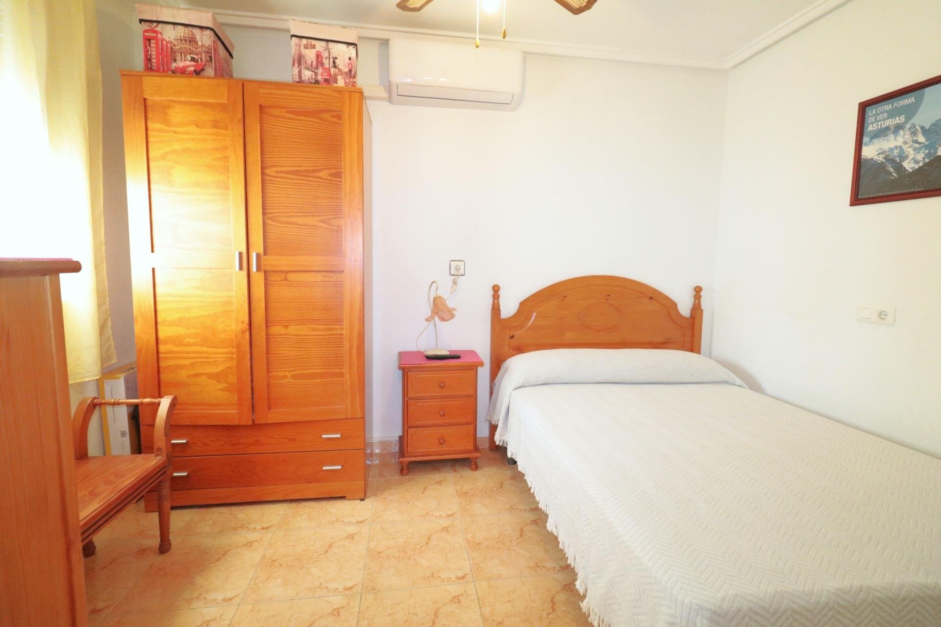 Herverkoop - Bungalow -
Torrevieja - El Limonar