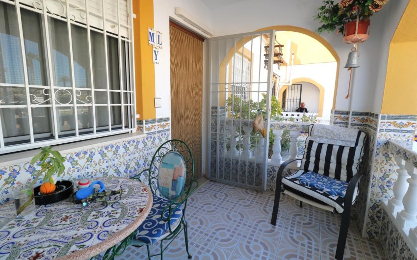 Herverkoop - Bungalow -
Torrevieja - El Limonar