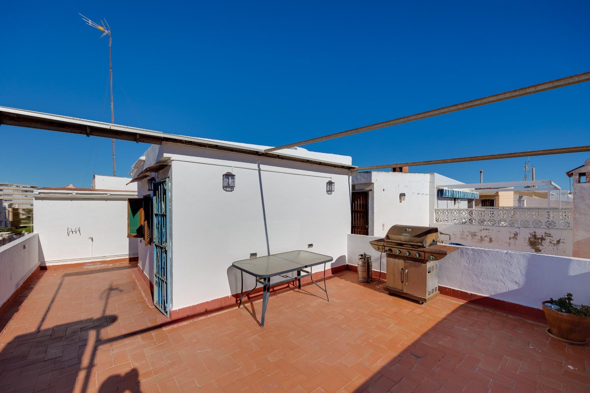 Herverkoop - Bungalow -
Torrevieja - La Mata