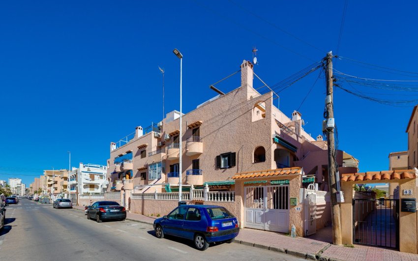 Herverkoop - Bungalow -
Torrevieja - La Mata