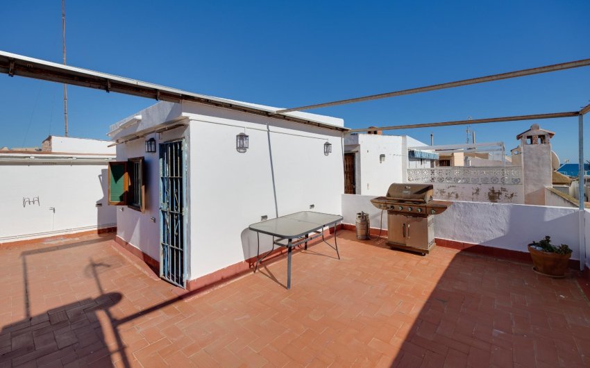 Herverkoop - Bungalow -
Torrevieja - La Mata