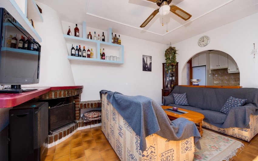 Herverkoop - Bungalow -
Torrevieja - La Mata